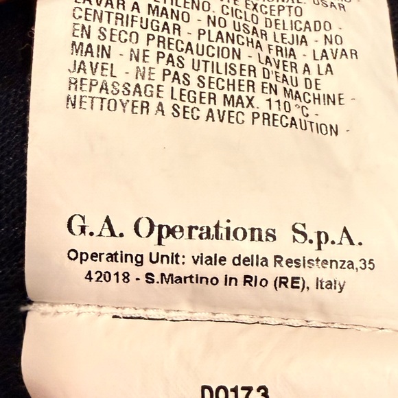 Armani Collezioni Midnight Blue Sequin Short Sleeve Top Evening Wear Size 12 - Picture 8 of 9